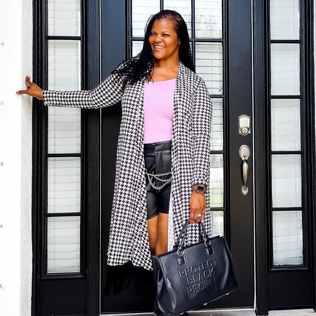 Fall Layering Essentials: How to Create Cozy, Chic Looks for Curves