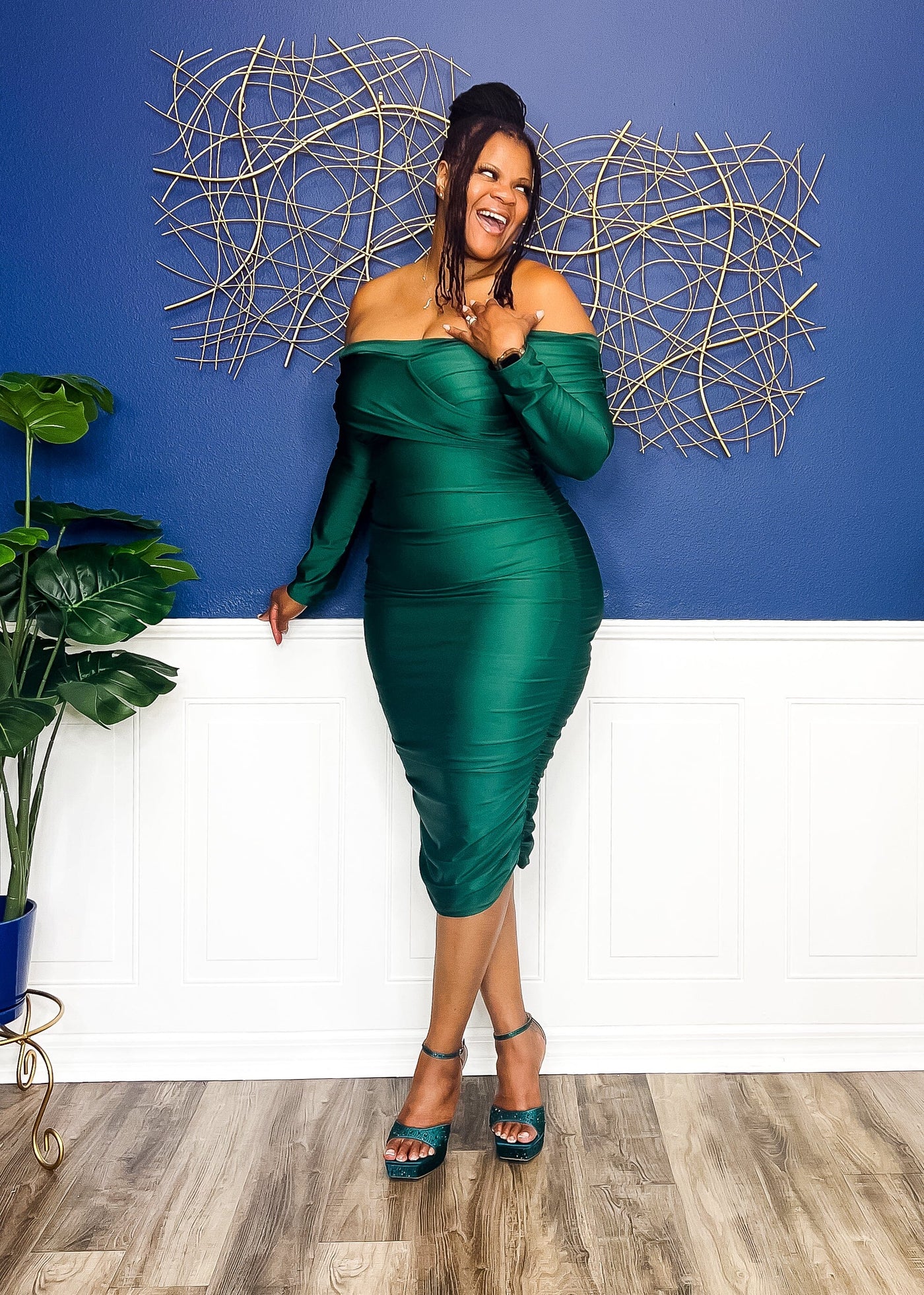 Cross My Heart Too Midi Dress- Emerald Green (FINAL SALE) – It's the Curves  for Me